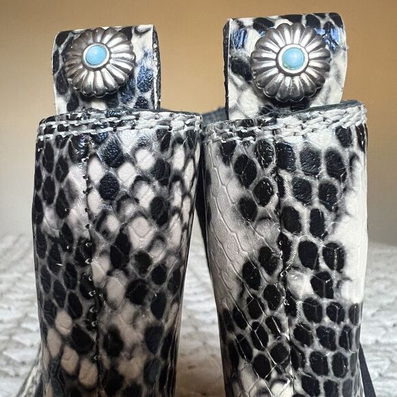Paige Willa Cream & Black Snake Skin Print Leather Western Cowgirl Ankle Boot 9 - Picture 11 of 16